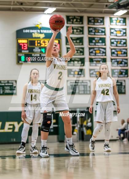 Thumbnail 2 in Loudoun Valley vs James Wood (VHSL Region 4C Semifinal) photogallery.