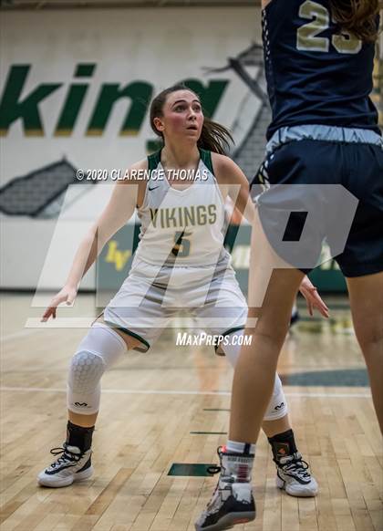Thumbnail 2 in Loudoun Valley vs James Wood (VHSL Region 4C Semifinal) photogallery.