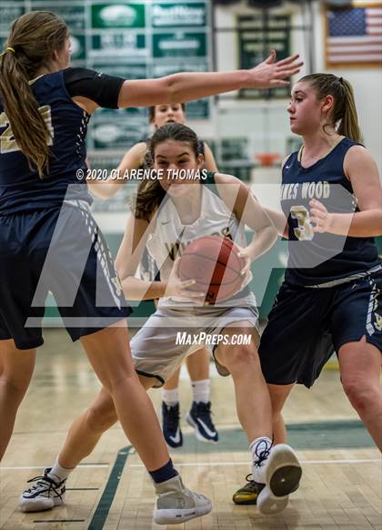 Thumbnail 1 in Loudoun Valley vs James Wood (VHSL Region 4C Semifinal) photogallery.