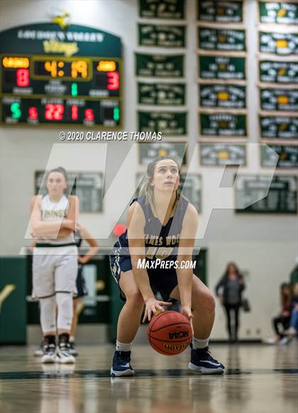 Thumbnail 1 in Loudoun Valley vs James Wood (VHSL Region 4C Semifinal) photogallery.