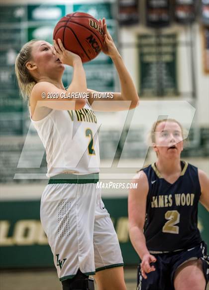 Thumbnail 3 in Loudoun Valley vs James Wood (VHSL Region 4C Semifinal) photogallery.