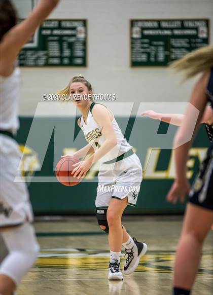 Thumbnail 3 in Loudoun Valley vs James Wood (VHSL Region 4C Semifinal) photogallery.
