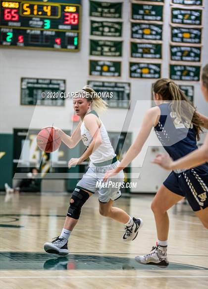 Thumbnail 1 in Loudoun Valley vs James Wood (VHSL Region 4C Semifinal) photogallery.