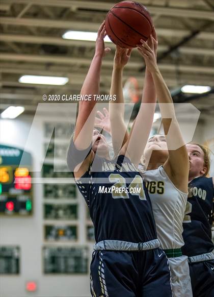 Thumbnail 1 in Loudoun Valley vs James Wood (VHSL Region 4C Semifinal) photogallery.