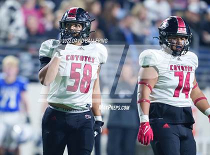 Thumbnail 3 in Decatur vs Wichita Falls (UIL 4A D1 Quarterfinal Playoff) photogallery.