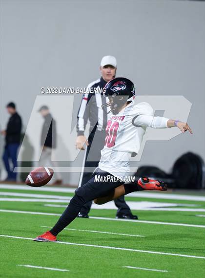 Thumbnail 1 in Decatur vs Wichita Falls (UIL 4A D1 Quarterfinal Playoff) photogallery.