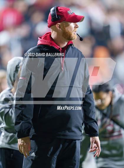Thumbnail 2 in Decatur vs Wichita Falls (UIL 4A D1 Quarterfinal Playoff) photogallery.