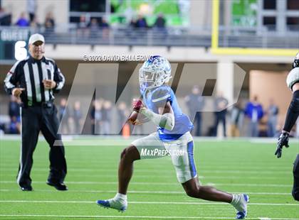 Thumbnail 3 in Decatur vs Wichita Falls (UIL 4A D1 Quarterfinal Playoff) photogallery.