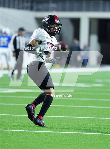 Thumbnail 3 in Decatur vs Wichita Falls (UIL 4A D1 Quarterfinal Playoff) photogallery.