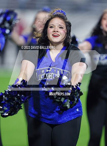 Thumbnail 2 in Decatur vs Wichita Falls (UIL 4A D1 Quarterfinal Playoff) photogallery.