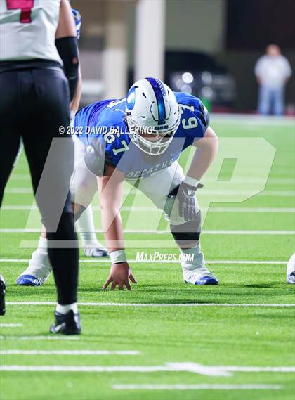 Thumbnail 1 in Decatur vs Wichita Falls (UIL 4A D1 Quarterfinal Playoff) photogallery.