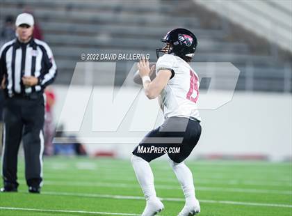 Thumbnail 1 in Decatur vs Wichita Falls (UIL 4A D1 Quarterfinal Playoff) photogallery.