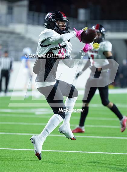 Thumbnail 1 in Decatur vs Wichita Falls (UIL 4A D1 Quarterfinal Playoff) photogallery.