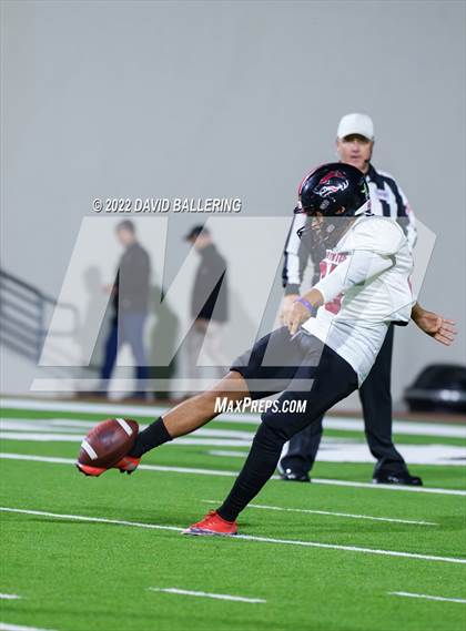 Thumbnail 3 in Decatur vs Wichita Falls (UIL 4A D1 Quarterfinal Playoff) photogallery.