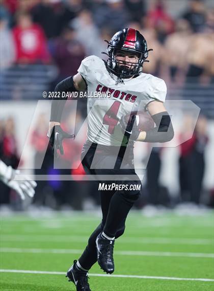 Thumbnail 1 in Decatur vs Wichita Falls (UIL 4A D1 Quarterfinal Playoff) photogallery.