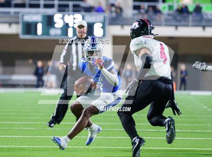 Thumbnail 2 in Decatur vs Wichita Falls (UIL 4A D1 Quarterfinal Playoff) photogallery.