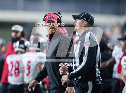 Thumbnail 2 in Decatur vs Wichita Falls (UIL 4A D1 Quarterfinal Playoff) photogallery.