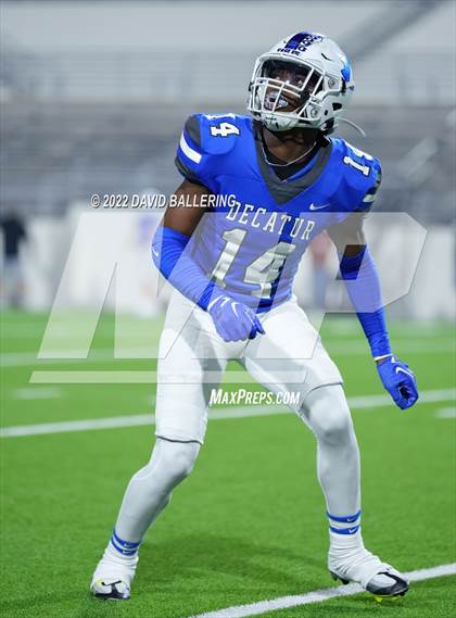 Thumbnail 1 in Decatur vs Wichita Falls (UIL 4A D1 Quarterfinal Playoff) photogallery.