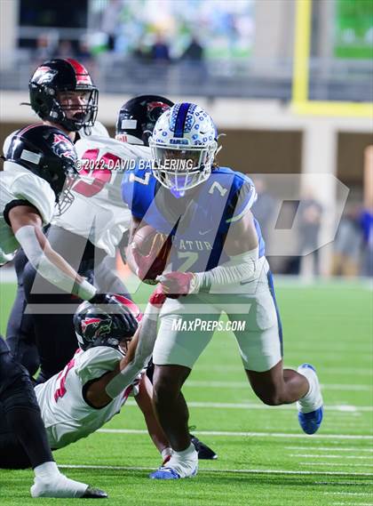 Thumbnail 3 in Decatur vs Wichita Falls (UIL 4A D1 Quarterfinal Playoff) photogallery.