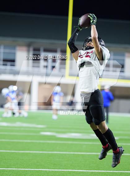 Thumbnail 1 in Decatur vs Wichita Falls (UIL 4A D1 Quarterfinal Playoff) photogallery.