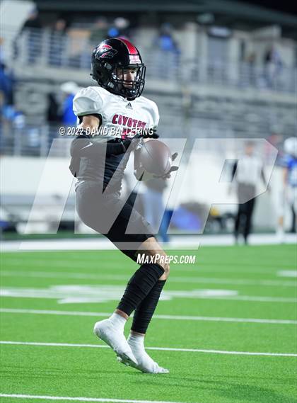 Thumbnail 2 in Decatur vs Wichita Falls (UIL 4A D1 Quarterfinal Playoff) photogallery.