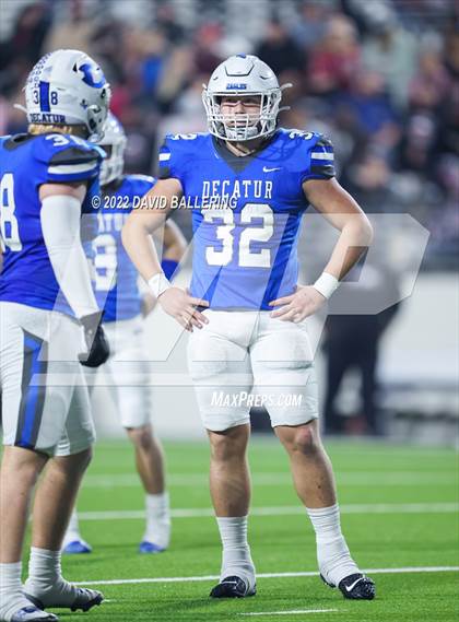 Thumbnail 3 in Decatur vs Wichita Falls (UIL 4A D1 Quarterfinal Playoff) photogallery.
