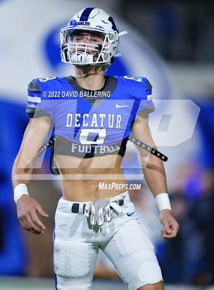 Thumbnail 2 in Decatur vs Wichita Falls (UIL 4A D1 Quarterfinal Playoff) photogallery.