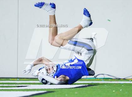 Thumbnail 2 in Decatur vs Wichita Falls (UIL 4A D1 Quarterfinal Playoff) photogallery.