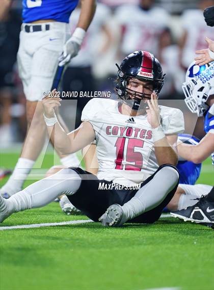 Thumbnail 3 in Decatur vs Wichita Falls (UIL 4A D1 Quarterfinal Playoff) photogallery.