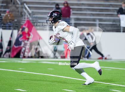 Thumbnail 1 in Decatur vs Wichita Falls (UIL 4A D1 Quarterfinal Playoff) photogallery.