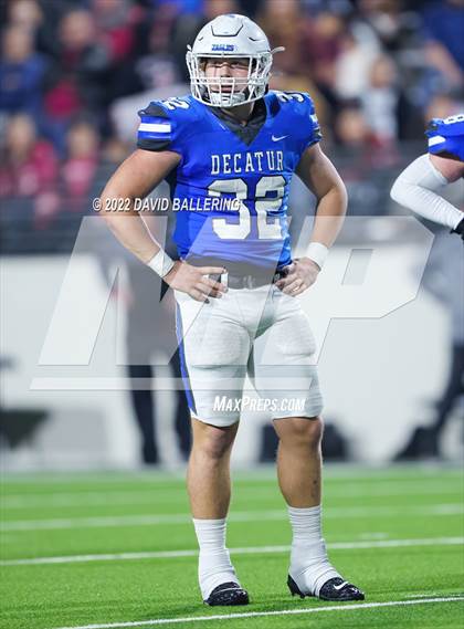 Thumbnail 2 in Decatur vs Wichita Falls (UIL 4A D1 Quarterfinal Playoff) photogallery.