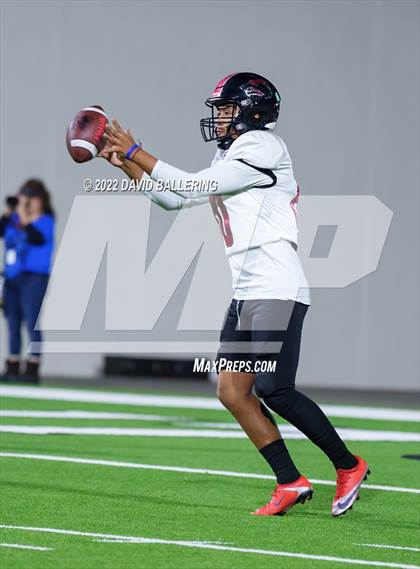 Thumbnail 3 in Decatur vs Wichita Falls (UIL 4A D1 Quarterfinal Playoff) photogallery.