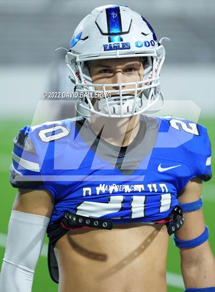 Thumbnail 3 in Decatur vs Wichita Falls (UIL 4A D1 Quarterfinal Playoff) photogallery.