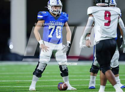 Thumbnail 2 in Decatur vs Wichita Falls (UIL 4A D1 Quarterfinal Playoff) photogallery.