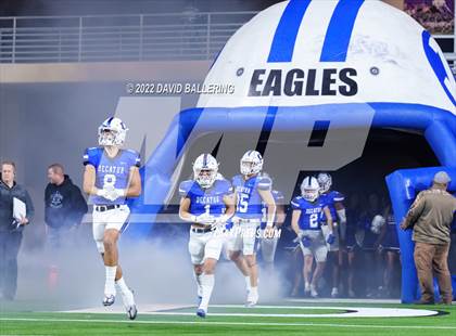Thumbnail 2 in Decatur vs Wichita Falls (UIL 4A D1 Quarterfinal Playoff) photogallery.
