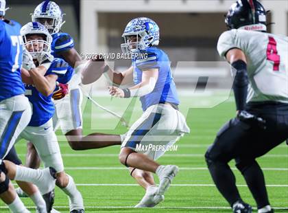 Thumbnail 2 in Decatur vs Wichita Falls (UIL 4A D1 Quarterfinal Playoff) photogallery.