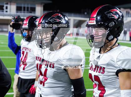 Thumbnail 3 in Decatur vs Wichita Falls (UIL 4A D1 Quarterfinal Playoff) photogallery.