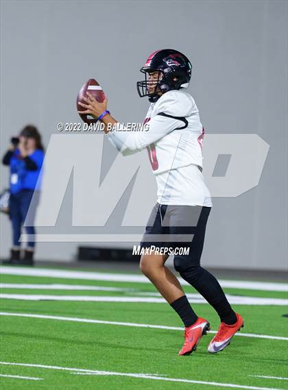 Thumbnail 1 in Decatur vs Wichita Falls (UIL 4A D1 Quarterfinal Playoff) photogallery.