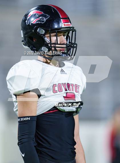 Thumbnail 1 in Decatur vs Wichita Falls (UIL 4A D1 Quarterfinal Playoff) photogallery.