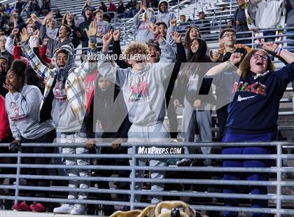 Thumbnail 2 in Decatur vs Wichita Falls (UIL 4A D1 Quarterfinal Playoff) photogallery.