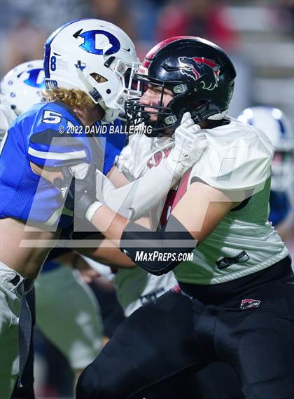 Thumbnail 1 in Decatur vs Wichita Falls (UIL 4A D1 Quarterfinal Playoff) photogallery.