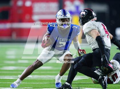 Thumbnail 2 in Decatur vs Wichita Falls (UIL 4A D1 Quarterfinal Playoff) photogallery.