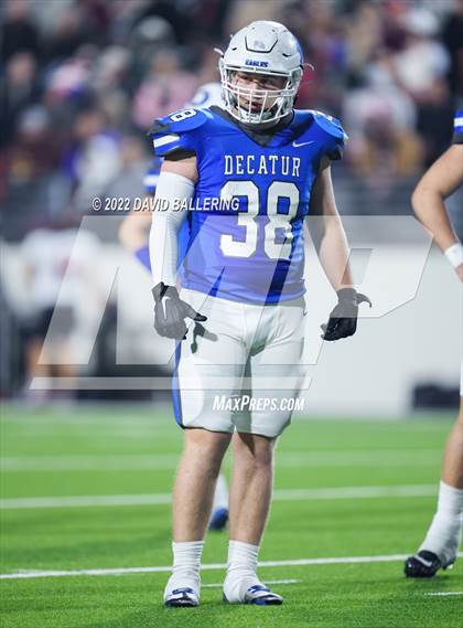Thumbnail 2 in Decatur vs Wichita Falls (UIL 4A D1 Quarterfinal Playoff) photogallery.