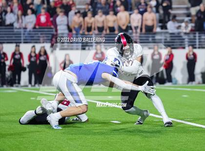 Thumbnail 2 in Decatur vs Wichita Falls (UIL 4A D1 Quarterfinal Playoff) photogallery.