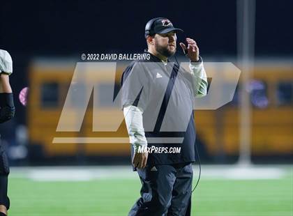 Thumbnail 2 in Decatur vs Wichita Falls (UIL 4A D1 Quarterfinal Playoff) photogallery.