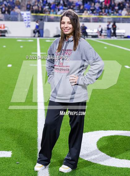 Thumbnail 2 in Decatur vs Wichita Falls (UIL 4A D1 Quarterfinal Playoff) photogallery.