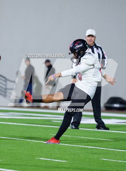 Thumbnail 1 in Decatur vs Wichita Falls (UIL 4A D1 Quarterfinal Playoff) photogallery.