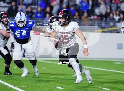 Thumbnail 3 in Decatur vs Wichita Falls (UIL 4A D1 Quarterfinal Playoff) photogallery.