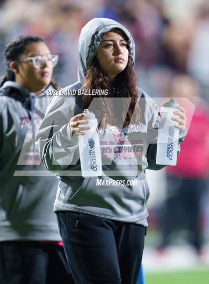 Thumbnail 3 in Decatur vs Wichita Falls (UIL 4A D1 Quarterfinal Playoff) photogallery.