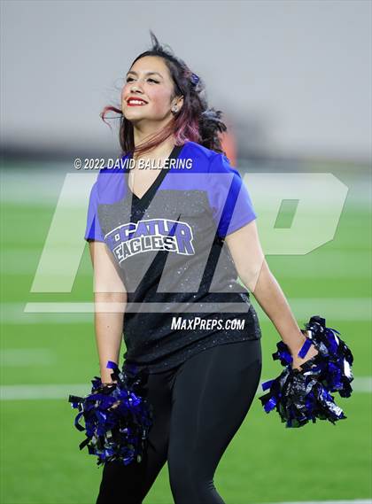 Thumbnail 3 in Decatur vs Wichita Falls (UIL 4A D1 Quarterfinal Playoff) photogallery.